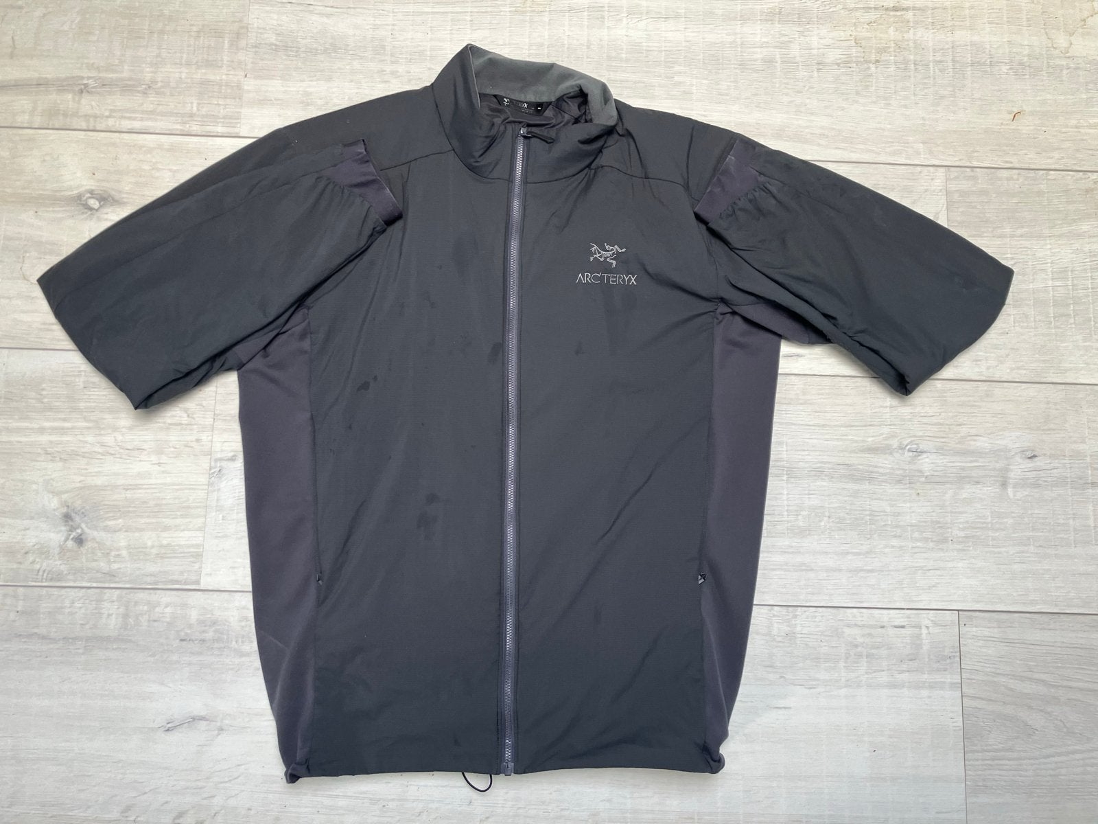 Arc'Tery Heren Jas Atom LT GRAPHITE - M, Kleding | Heren, Jassen | Zomer, Ophalen of Verzenden