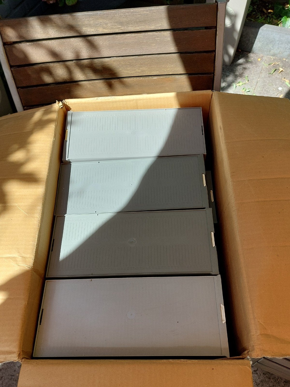 15 stuks lege dia dozen gratis, Ophalen