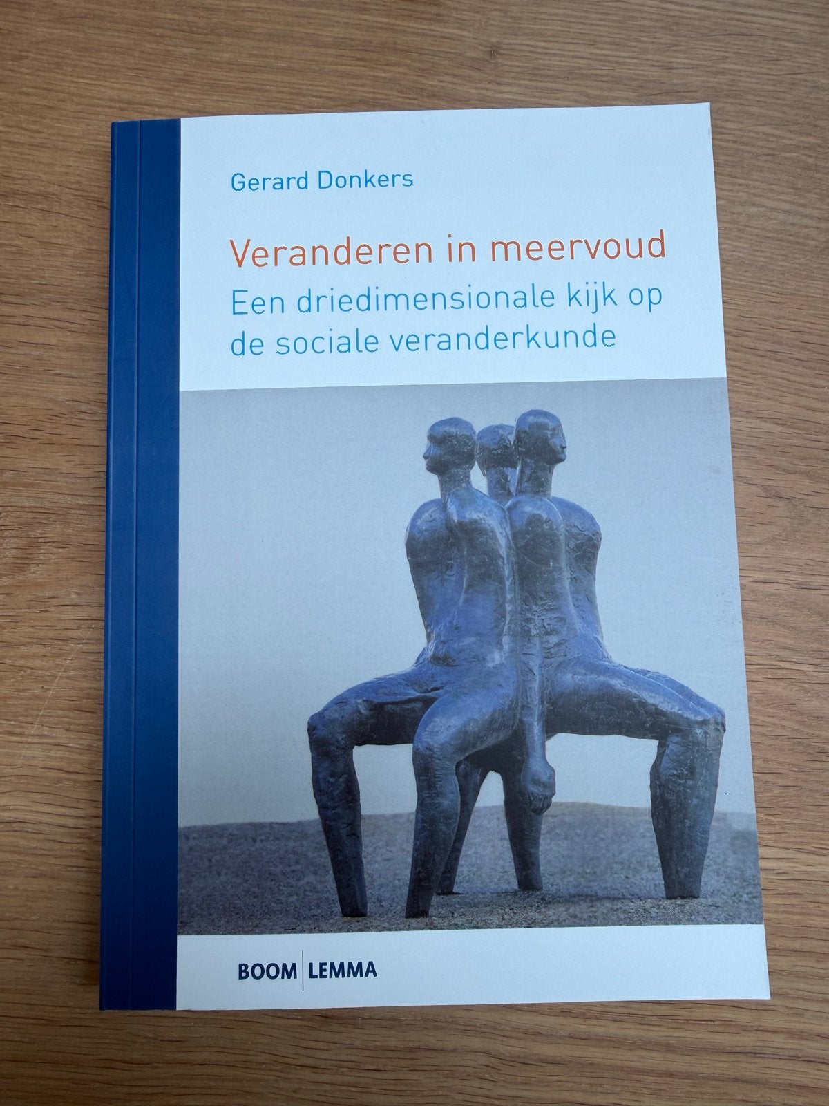 Veranderen in meervoud - Gerard Donkers, Ophalen of Verzenden, Gamma, Zo goed als nieuw, HBO