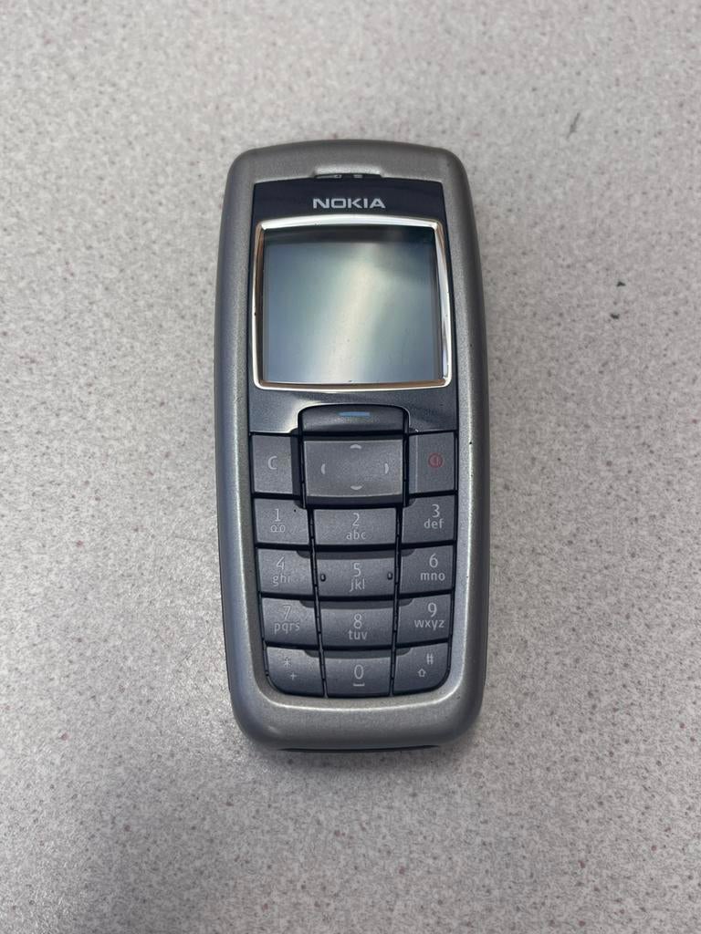 Nokia 2600 simvrij, Ophalen of Verzenden, Zo goed als nieuw