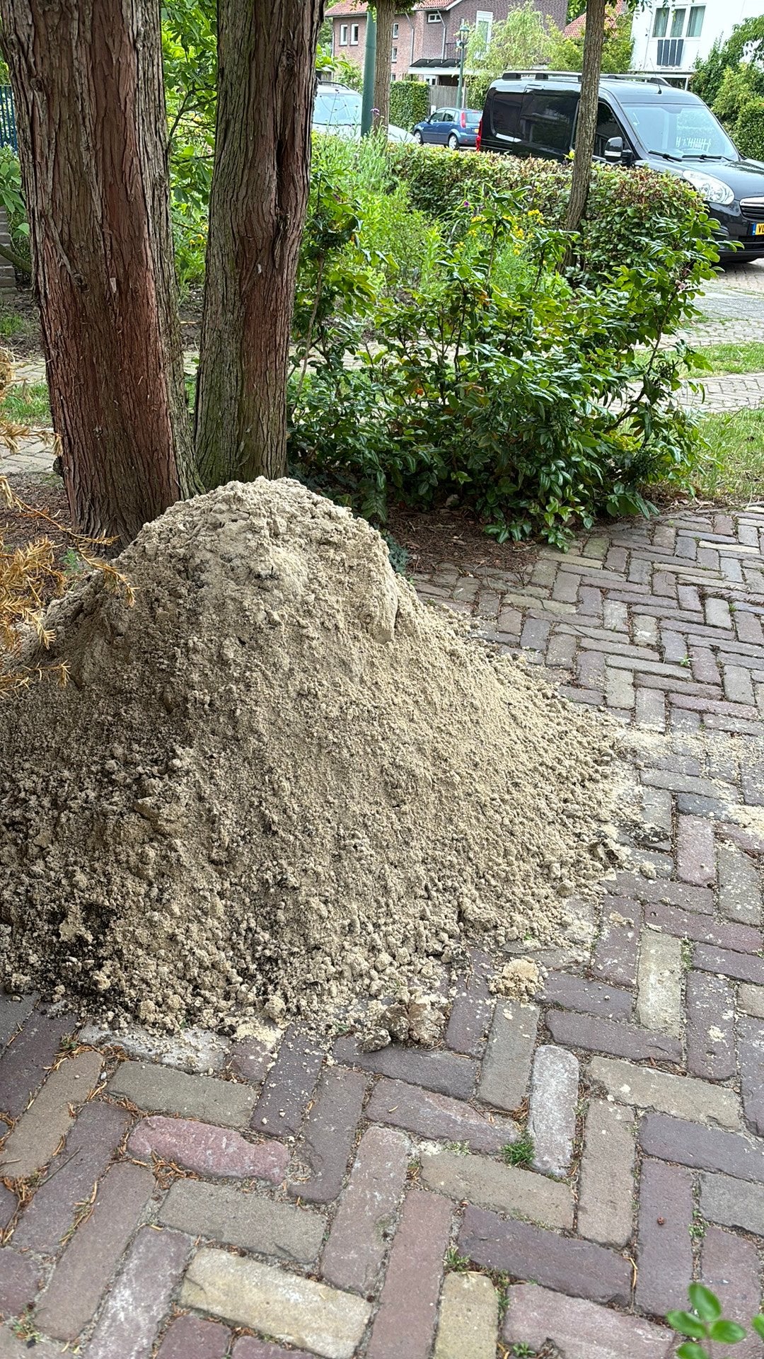Gratis af te halen: ongeveer 0,5-1m3 wit zand / ophoogzand, Tuin en Terras, Zand, Ophalen, Gebruikt, Ophoogzand