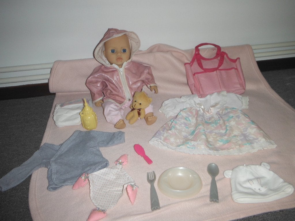 baby anabel interactief met acc, Ophalen of Verzenden, Zo goed als nieuw, Babypop