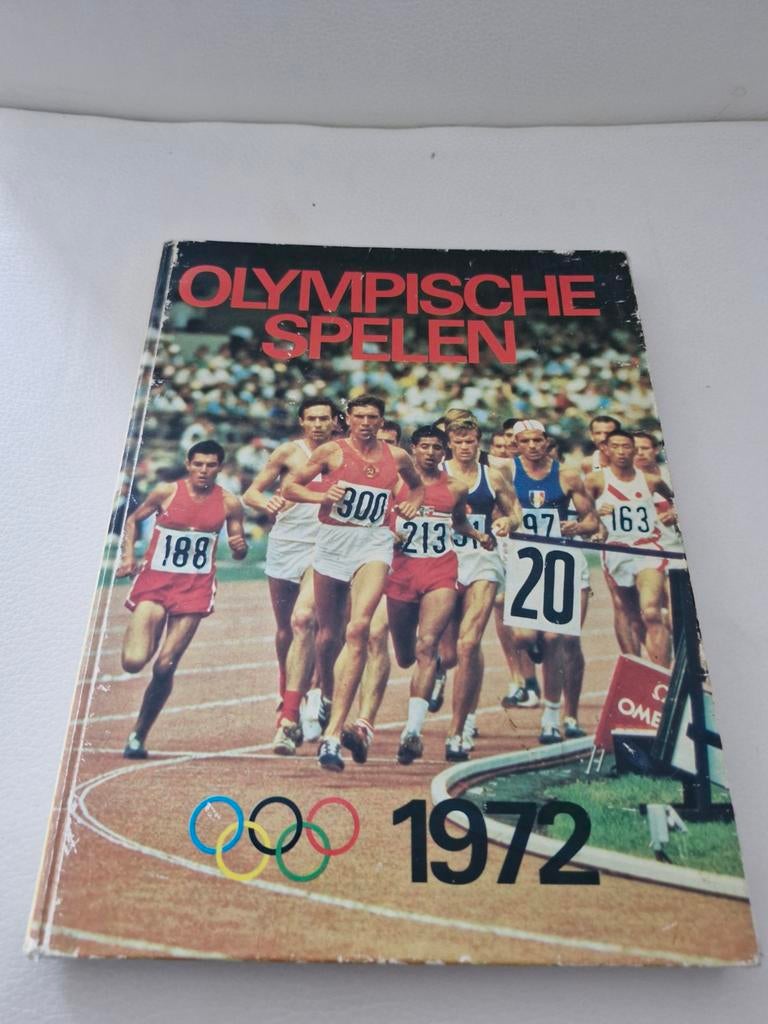 Olympische Spelen 1972 München Boek - Geschiedenis Sport, Boeken, Ophalen of Verzenden, Gelezen, Onbekend, Lopen en Fietsen