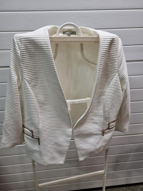 -	dames jasje maxielle wit geribbeld,, Kleding | Dames, Ophalen of Verzenden, 'T Olde Gre-j, Info@toldegrej.nl, Endepoelstraat 20f Didam