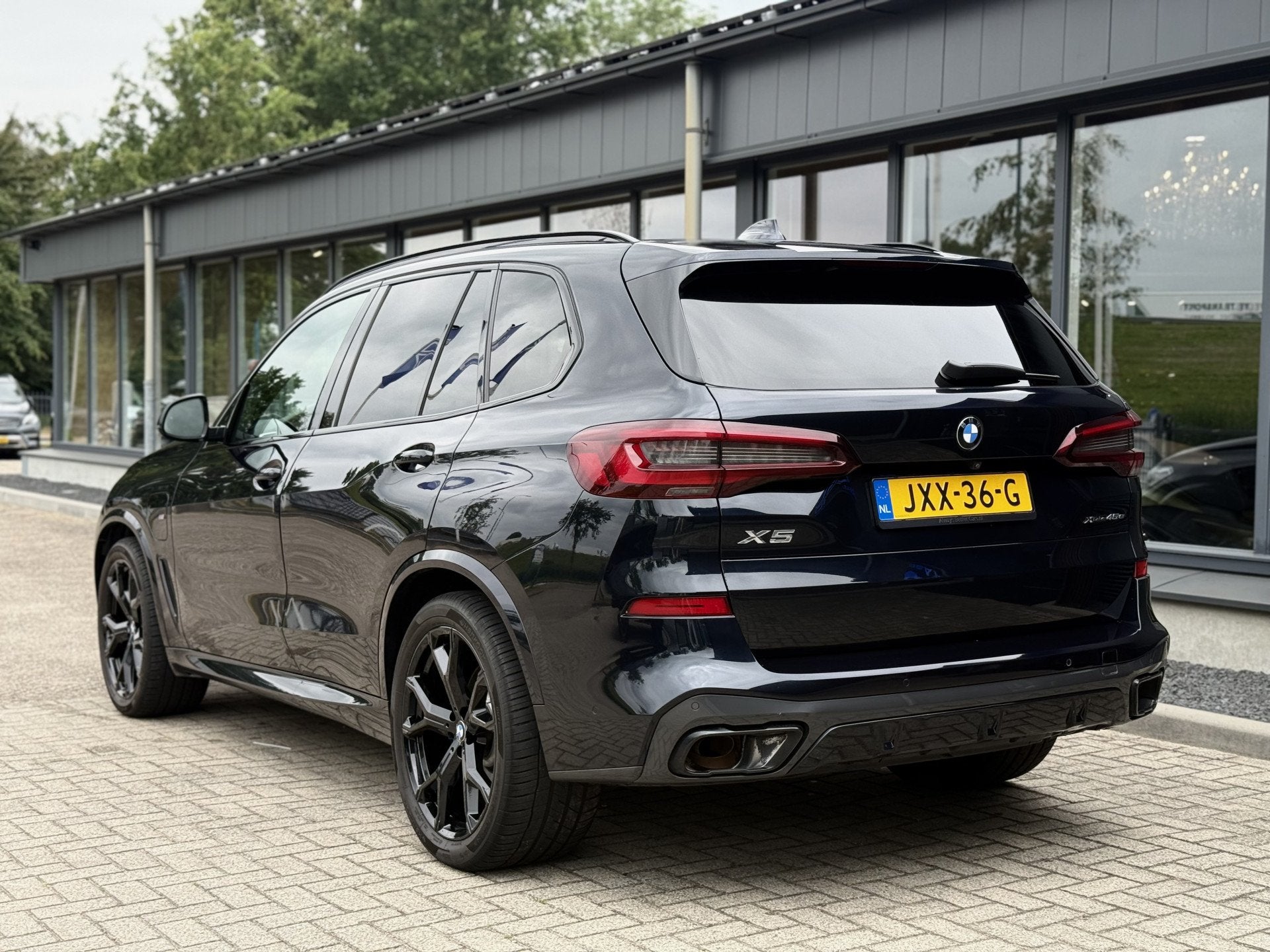 BMW X5 xDrive45e High Executive Skylounge Massage (bj 2020), Auto's, BMW, Gebruikt, 394 pk, 97 km, Zwart