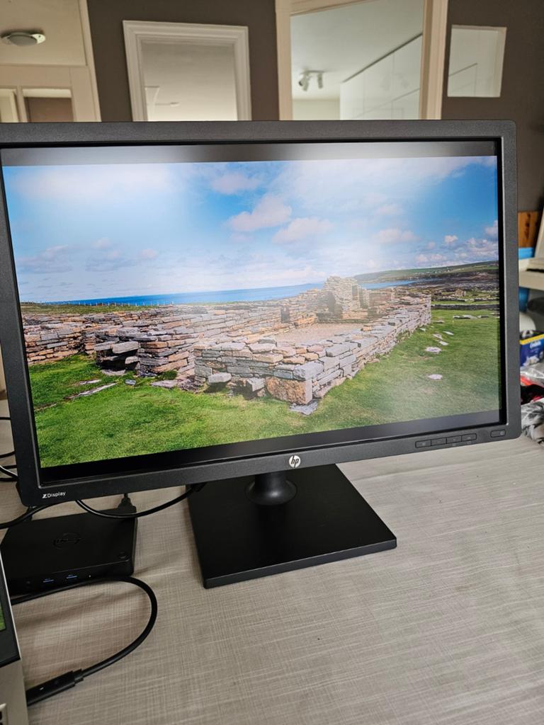 HP Z24i 24 inch IPS Monitor - Perfect voor Thuiswerk, Computers en Software, Monitoren, IPS, Ophalen of Verzenden, HP, Overige resoluties