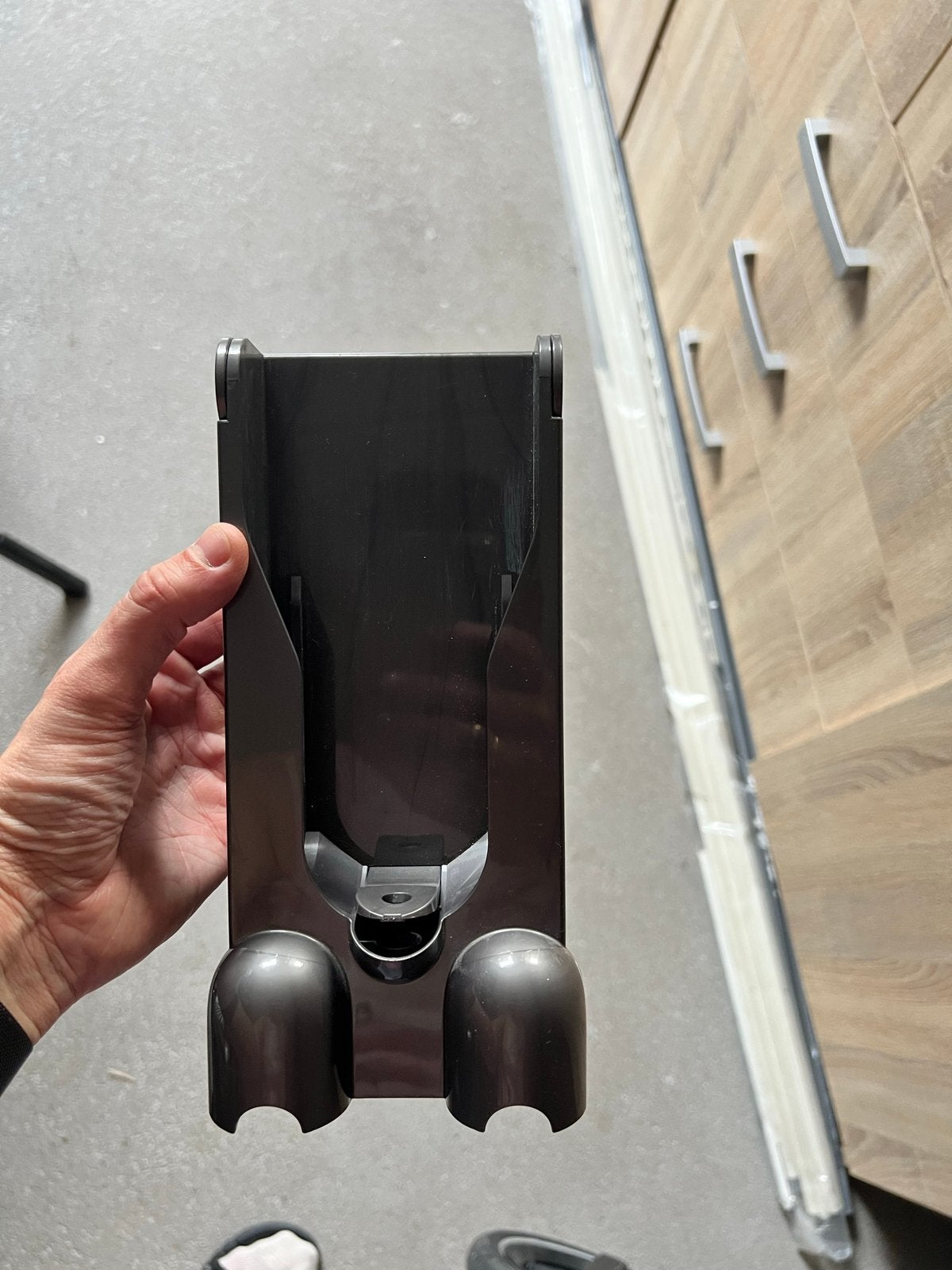 Dyson wandhouder voor stofzuiger, Ophalen of Verzenden, Gebruikt