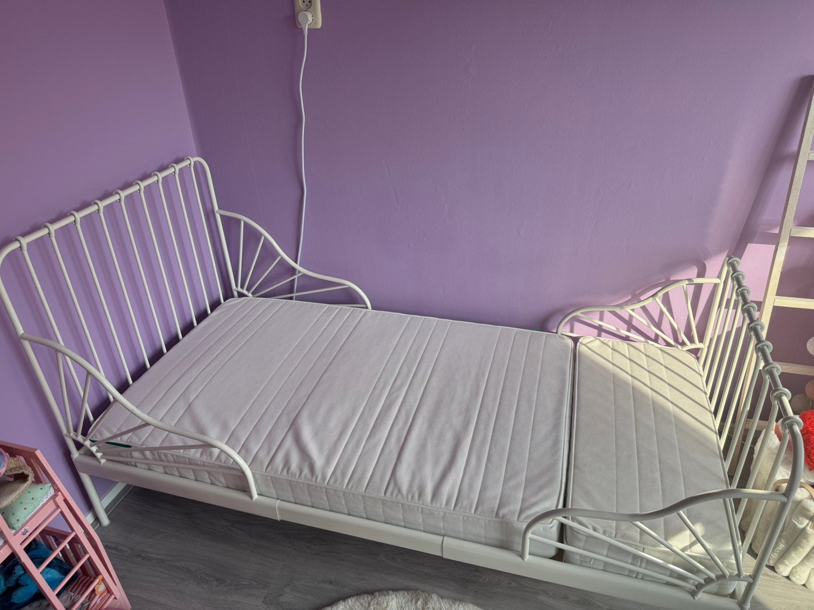 Meegroei bed Ikea met matras, Kinderen en Baby's, Ophalen, 70 tot 85 cm, Zo goed als nieuw, Matras