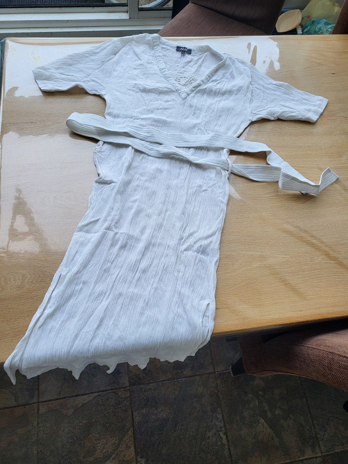Witte Alix jurk met borduursel en ceintuur - Maat XS, Wit, Ophalen of Verzenden, Zo goed als nieuw, Alix