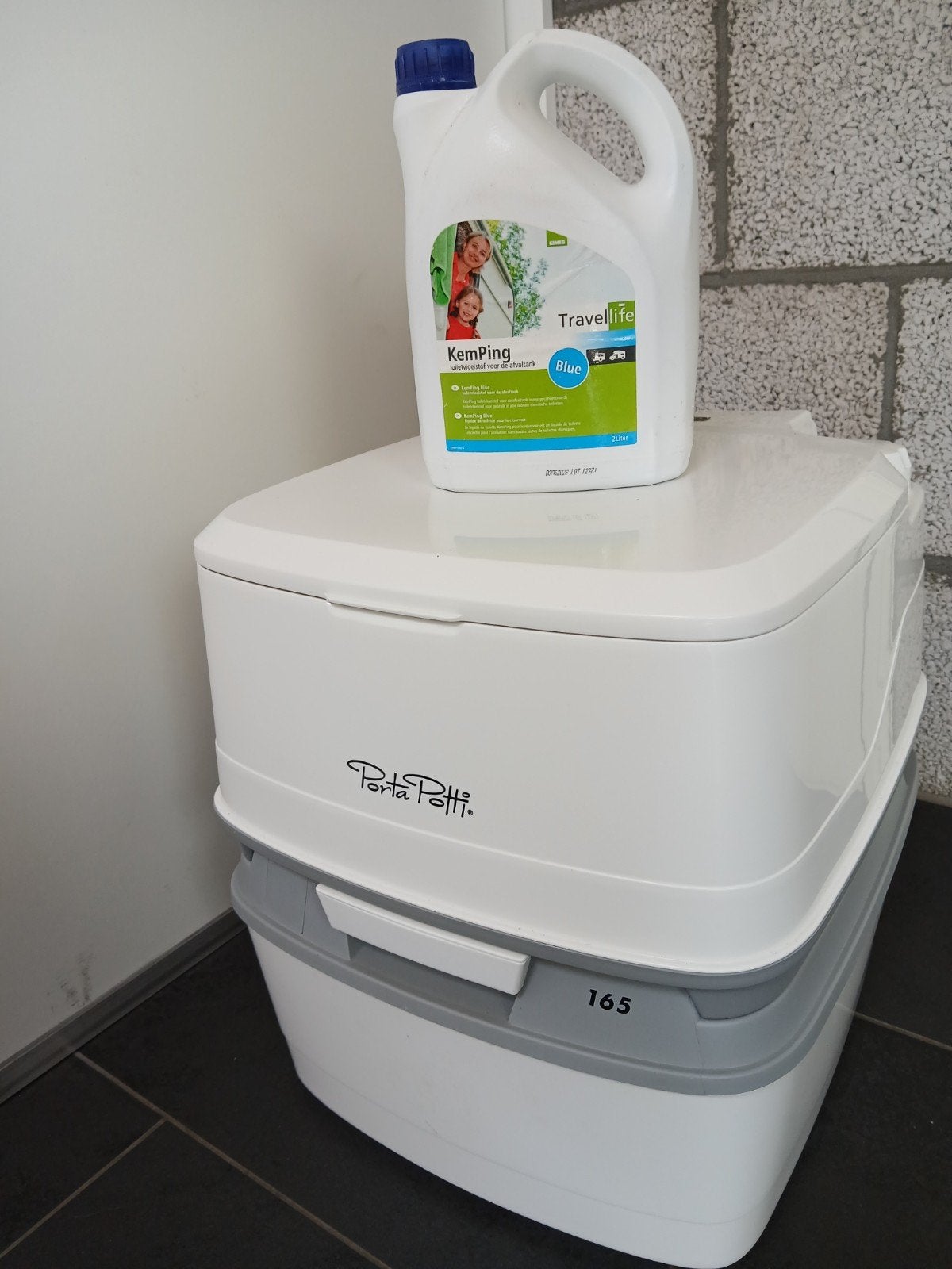 Porta Potti 165, portable toilet, Caravans en Kamperen, Kampeeraccessoires, Ophalen, Zo goed als nieuw