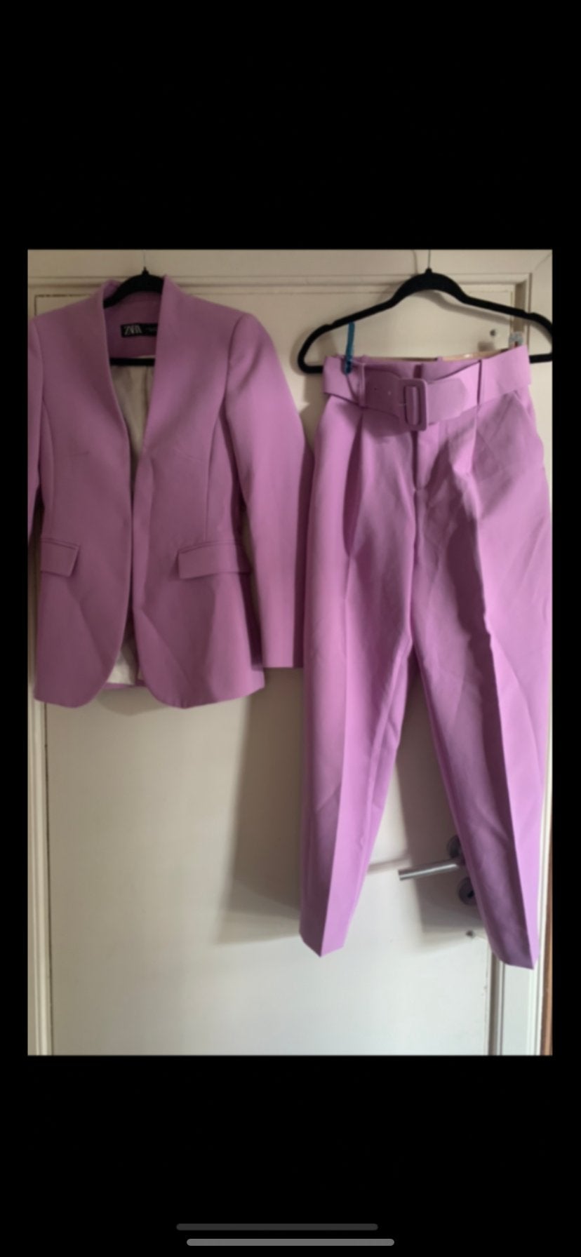 Lila pak van Zara - Jasje en pantalon (Maat XS), Kostuum of Pak, Paars, Ophalen of Verzenden, Zo goed als nieuw