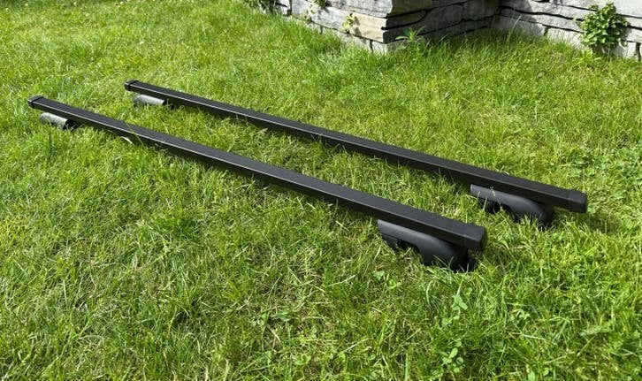 Atera Signo ASR 042137 dakdragerset voor dakrailing, Auto diversen, Dakdragers, Ophalen of Verzenden, Zo goed als nieuw