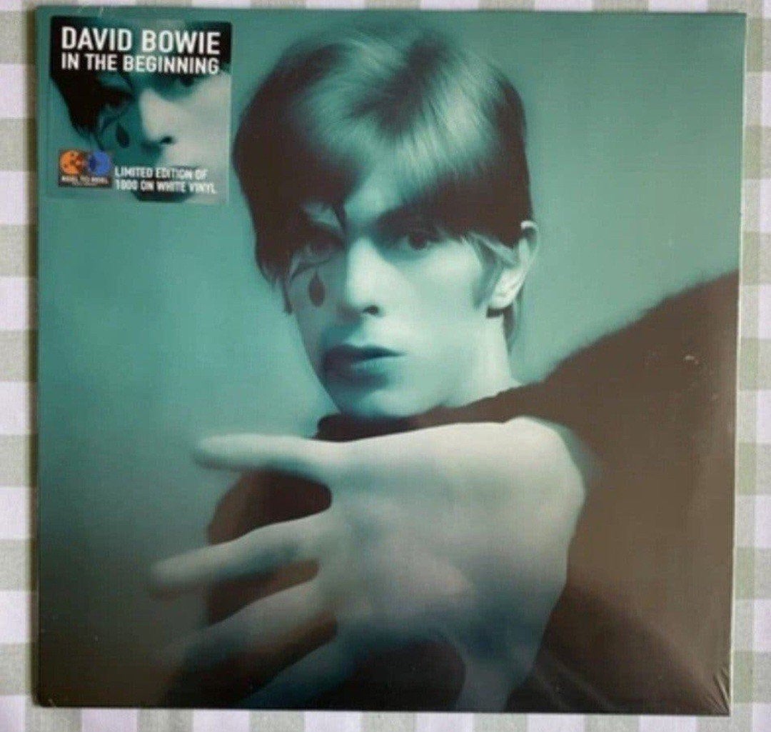 David Bowie - In the beginning/Oplage 1000 wit vinyl nieuw, Cd's en Dvd's, Vinyl | Rock, Ophalen of Verzenden, Nieuw in verpakking
