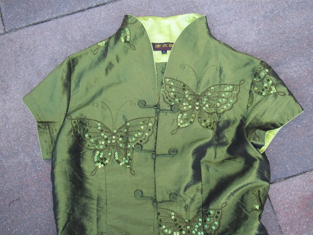 BLOUSE Chinees maat L groen nieuw elegant vlinderdecoratie, Maat 38/40 (M), Tang Dynesty Costume, Nieuw, Ophalen of Verzenden