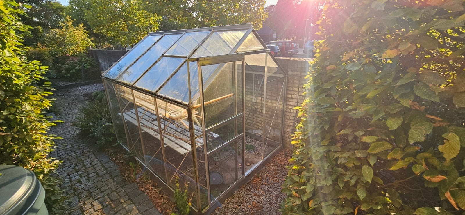 Ruime tuinkas met aluminium frame en glazen panelen, Tuin en Terras, Ophalen, Gebruikt, Kweekkas, Glas