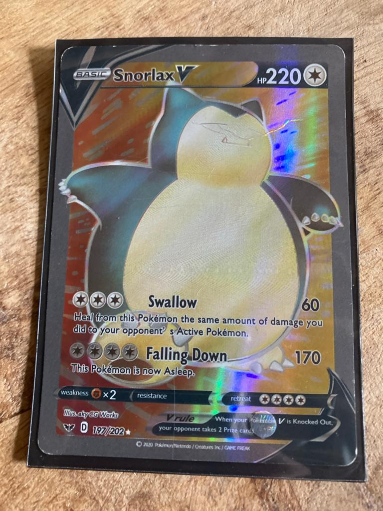 Pokémon Kaart Snorlax V 197/202 Sword & Shield, Ophalen, Zo goed als nieuw, Losse kaart, Foil