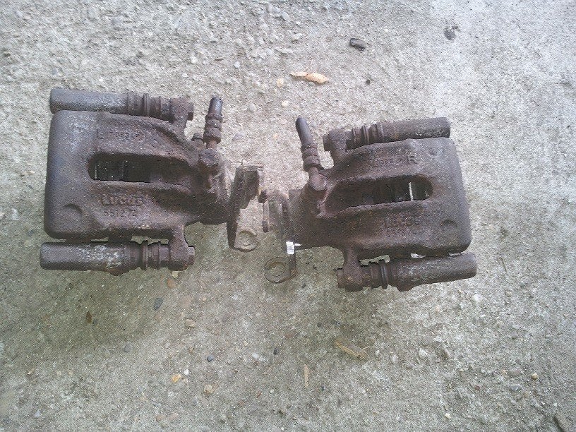 Set achterste remklauwen Volvo S40-V40, Ophalen of Verzenden