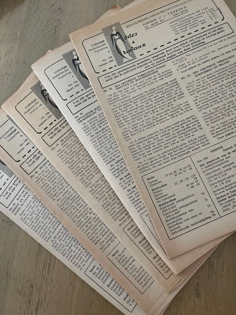 Vintage Vertalingsboekjes Modes & Travaux, Verzamelen, Ophalen of Verzenden, 1960 tot 1980, Buitenland, Tijdschrift