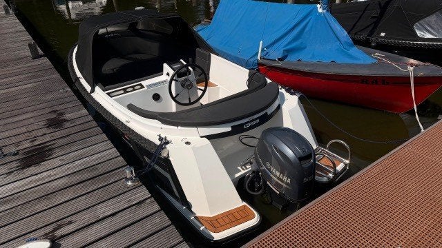 Corsiva 565 Newage Yamaha F50 ELPT, Ophalen, Tender, Rondzit, 60 m