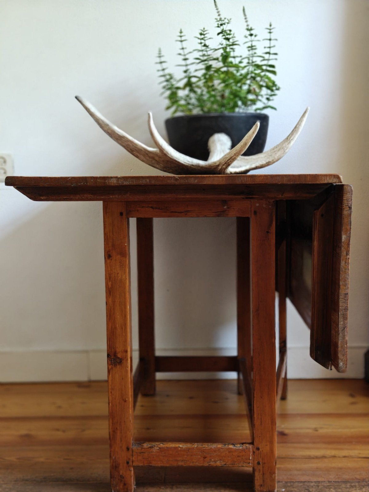 Antieke Zweedse klaptafel (slagbord)., Ophalen