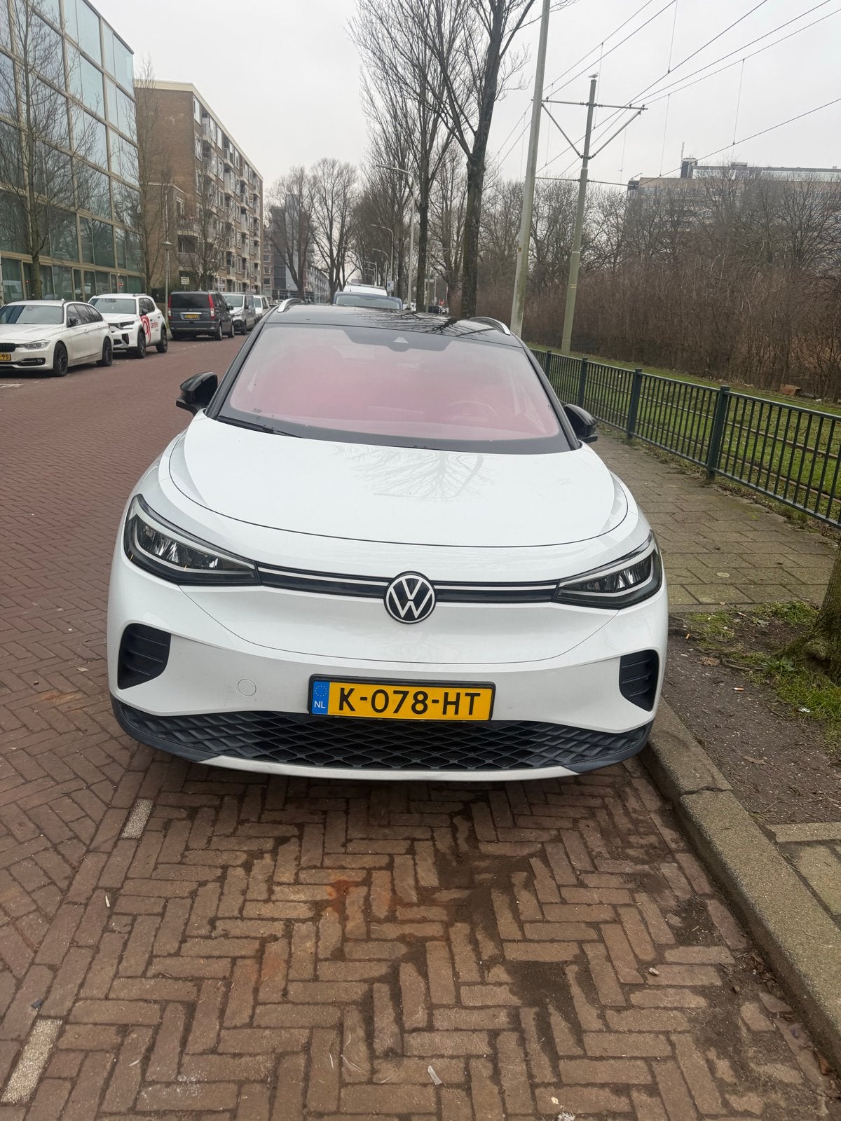 Volkswagen ID.4 77kWh 204pk 2020 Wit, Auto's, Automaat, Achterwielaandrijving, 495 min, 95 pk