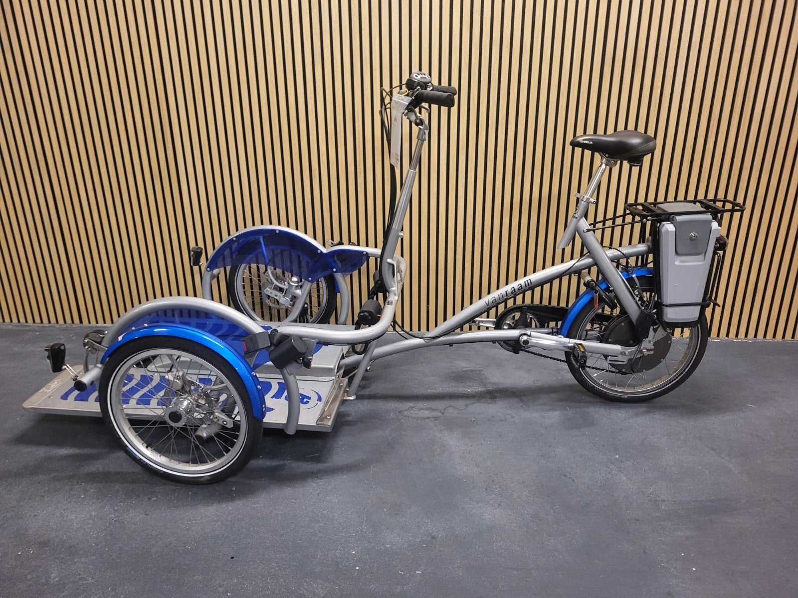Van Raam rolstoelfiets velo plus.