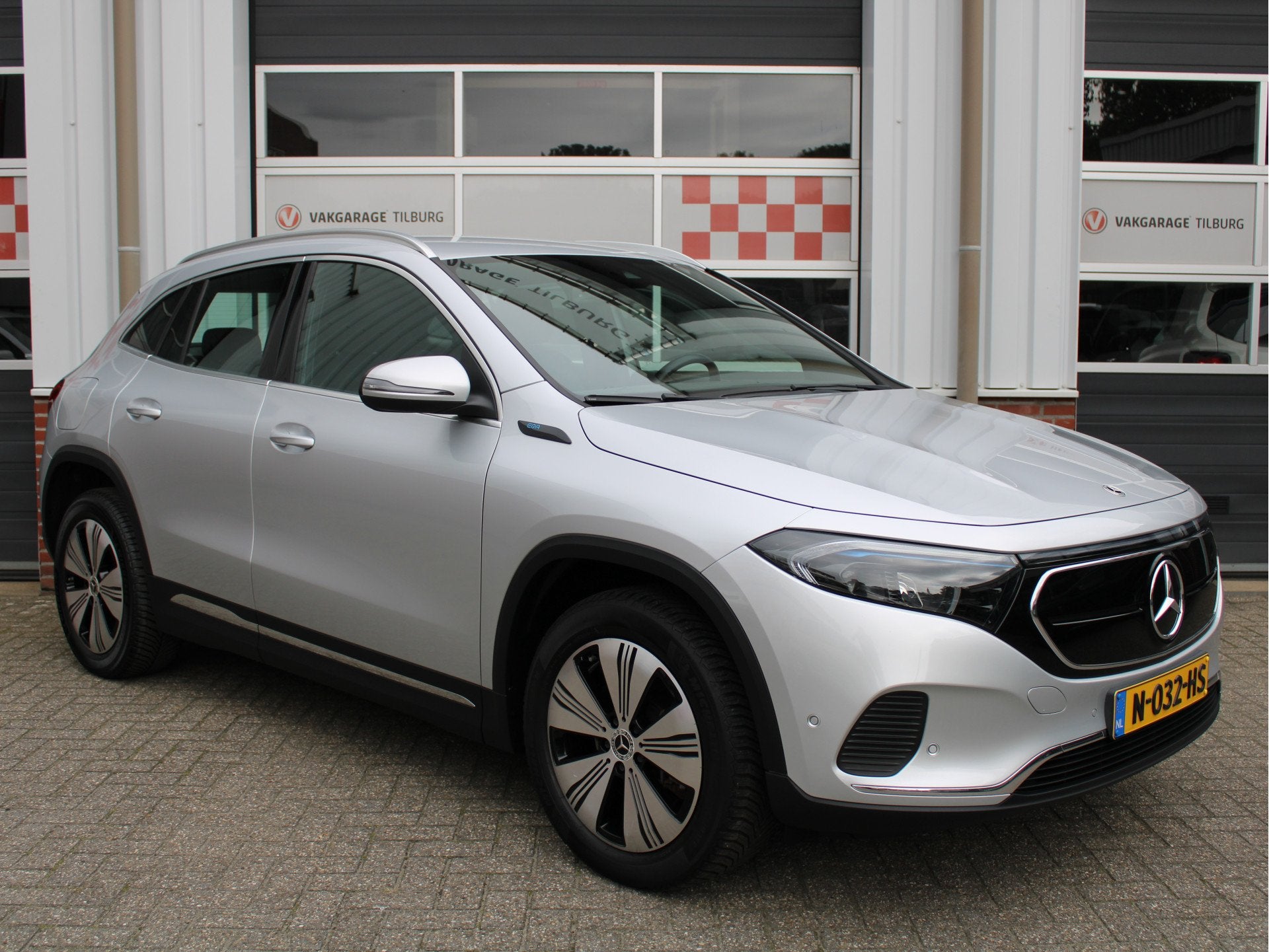 Mercedes-Benz EQA 250 Business Solution Luxury 67 kWh SOH96,, 1940 kg, Gebruikt, 750 kg, 31 min