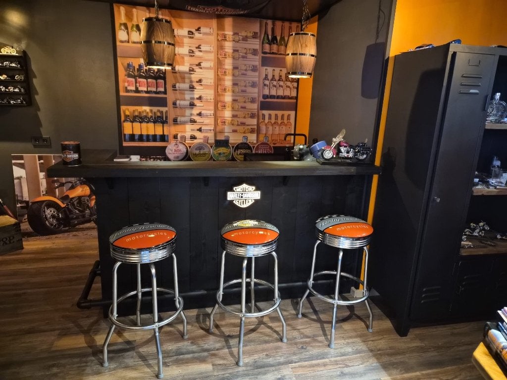 Mancave bar, Ophalen, Gebruikt, Inclusief barstoelen