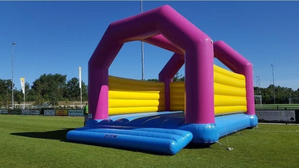 Springkussen te koop met certificaat, Ophalen, Zo goed als nieuw