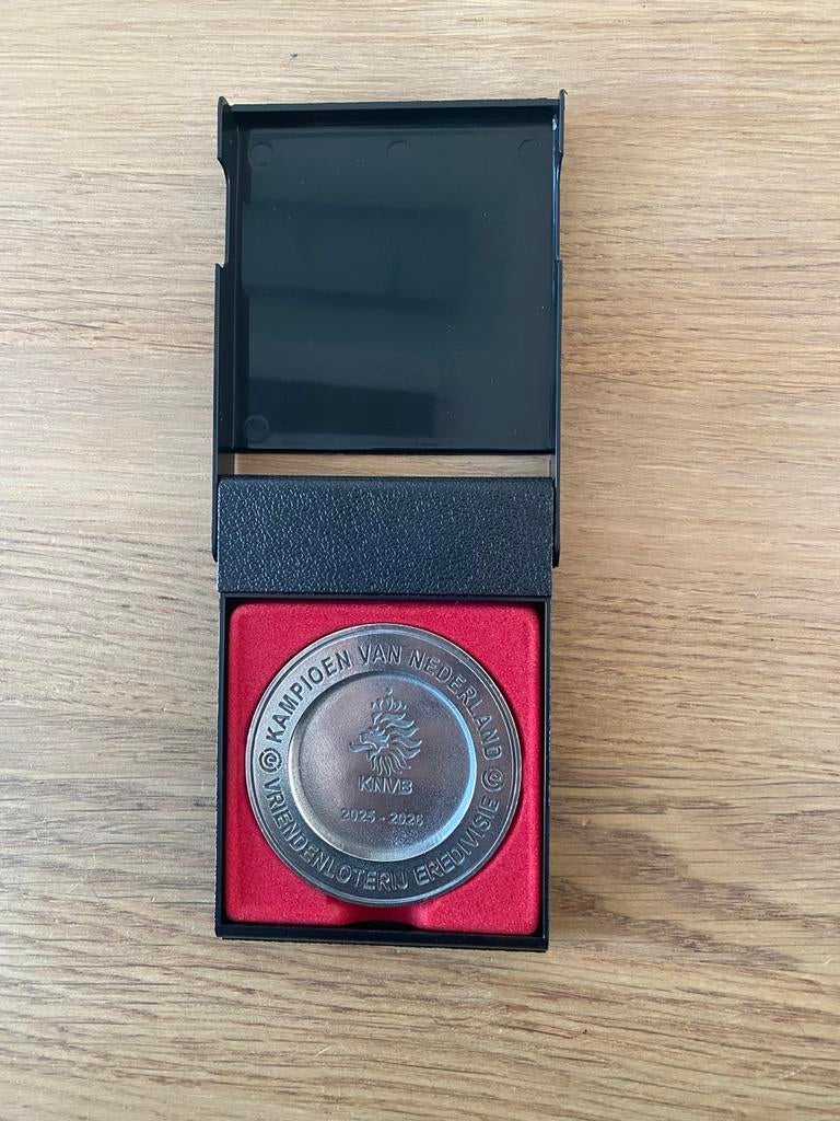 PSV Kampioen Snijplank en Schaal - Unieke Set!, Hout, Snij-/serveerplank, Nieuw, Ophalen of Verzenden