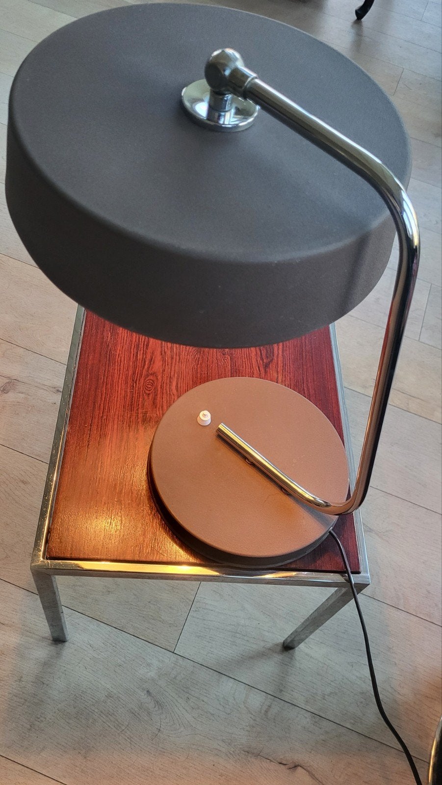 Vintage bureau design lamp hala gepo 1965 nette staat

Biede, Huis en Inrichting, Ophalen, Bureaulamp, Gebruikt, E27 (groot)