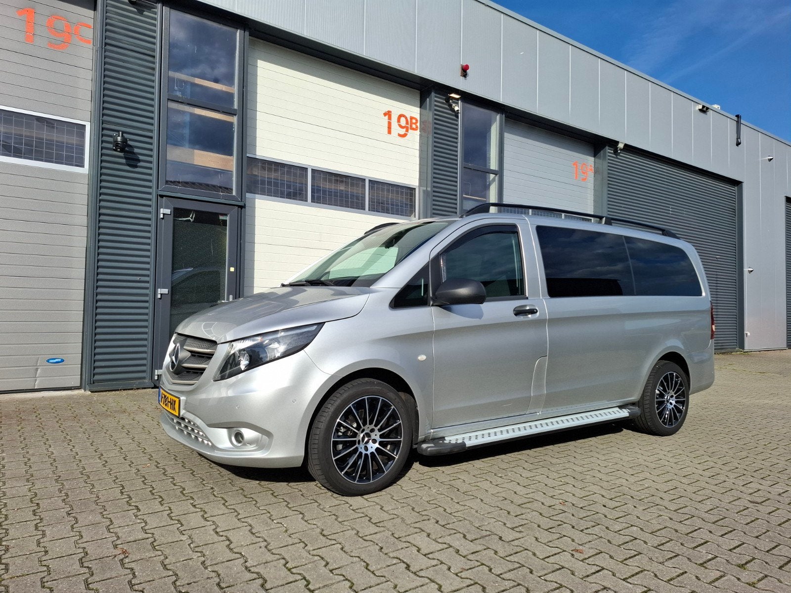 Mercedes-Benz Vito dubbele cabine 1.6 CDI 84KW 2017, Auto's, Bestelauto's, Voorwielaandrijving, Stof, 2000 kg, 1900 kg