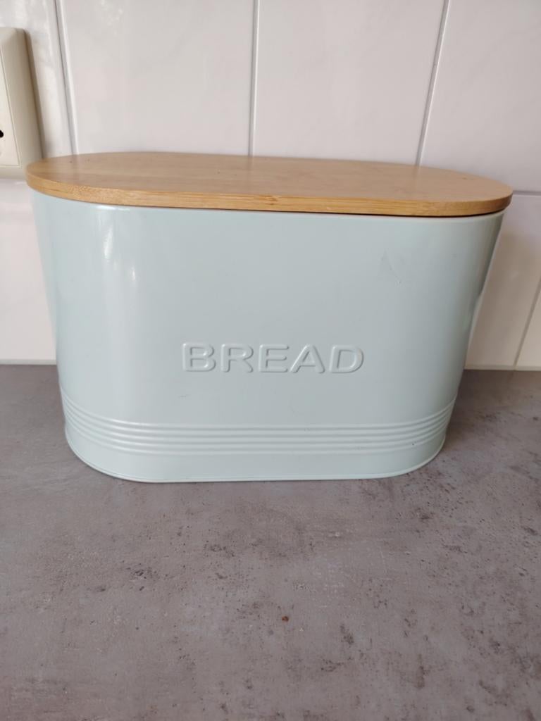 Broodtrommel mintgroen met bamboe deksel, Huis en Inrichting, Ophalen, Groen, Zo goed als nieuw, Metaal