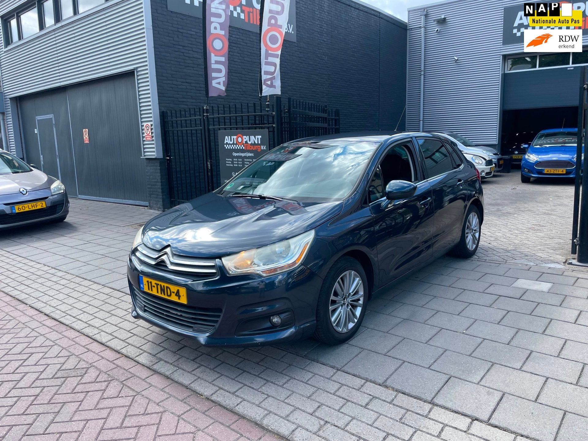 Citroen C4 1.4 VTi Ligne Business Trekhaak Airco Navi PDC NA, Gebruikt, Origineel Nederlands, Handgeschakeld, 1397 cc