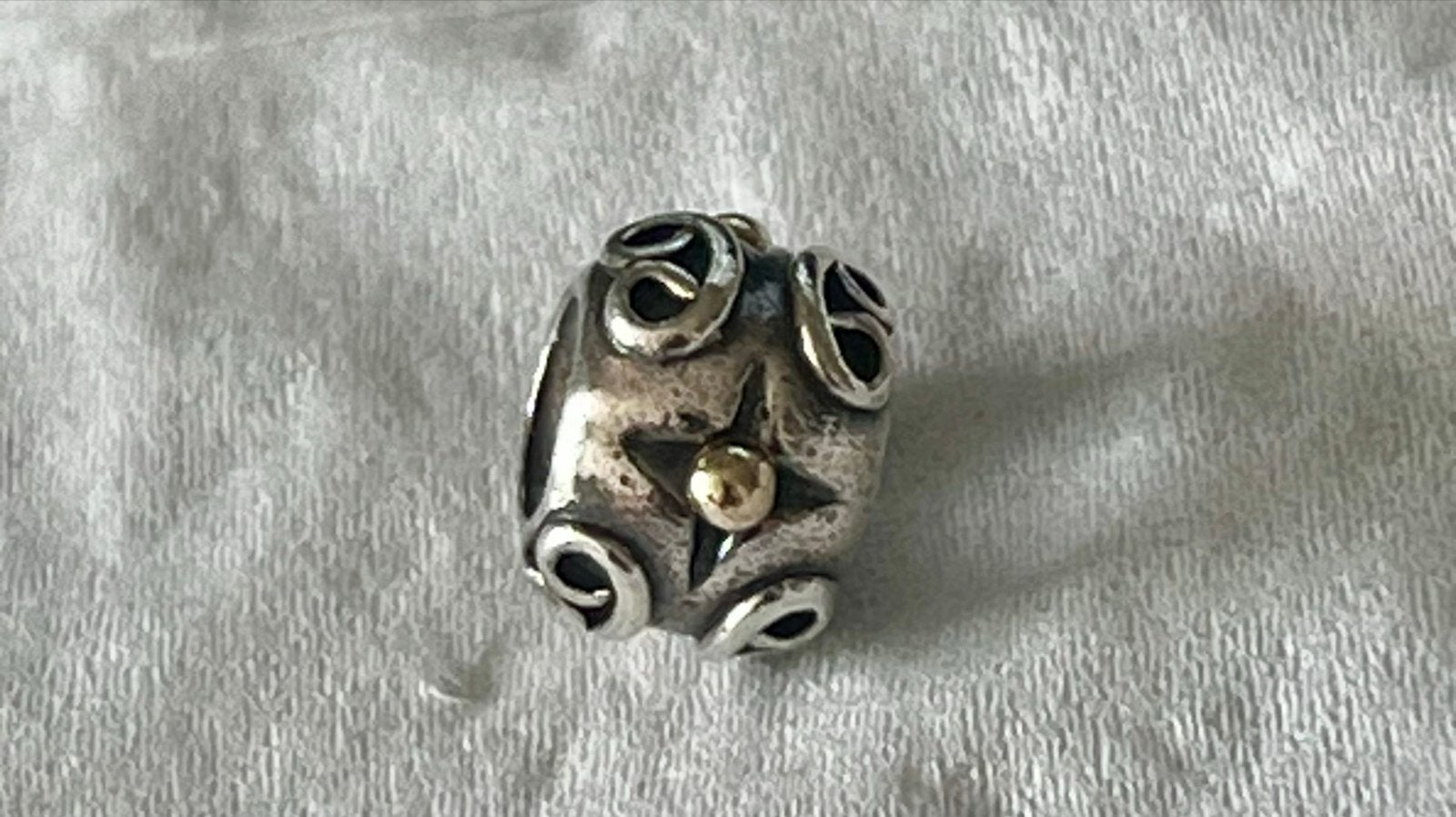 Pandora Victorian Florentine Swirl Bedel 790265 Zilver/Goud, Verzenden, Pandora, Zo goed als nieuw, 1 bedel