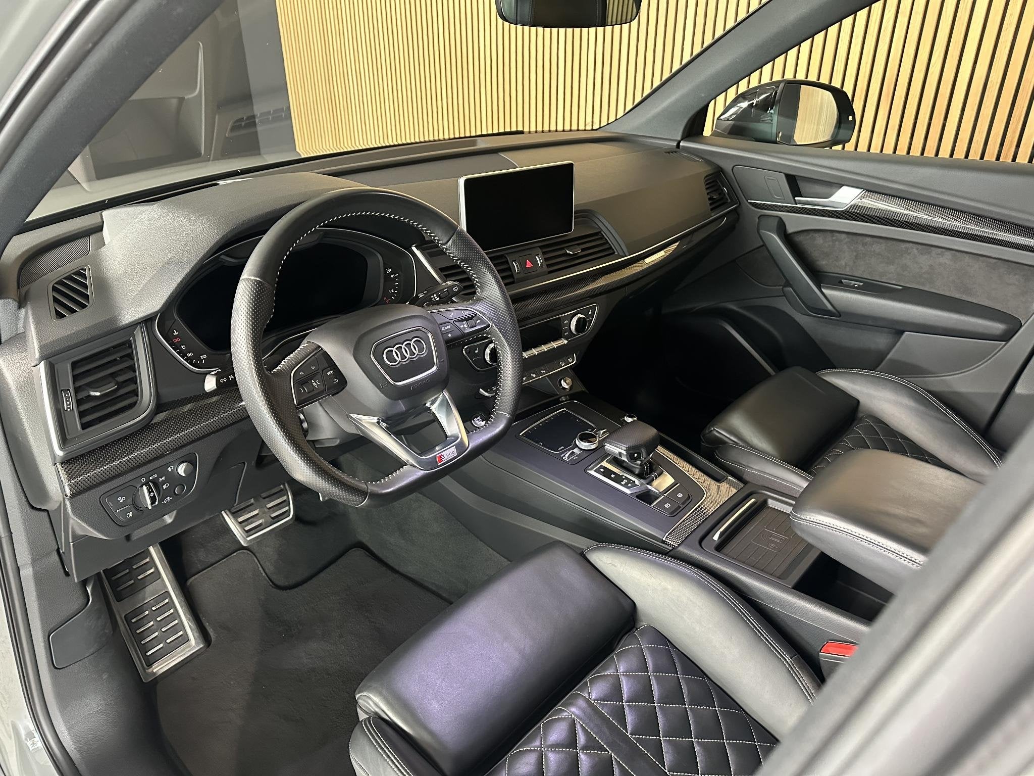 Audi Q5 2.0 TFSI quattro Sport S Line Black Edition HUD | Tr, Auto's, Automaat, Stof, Gebruikt, 4 cilinders