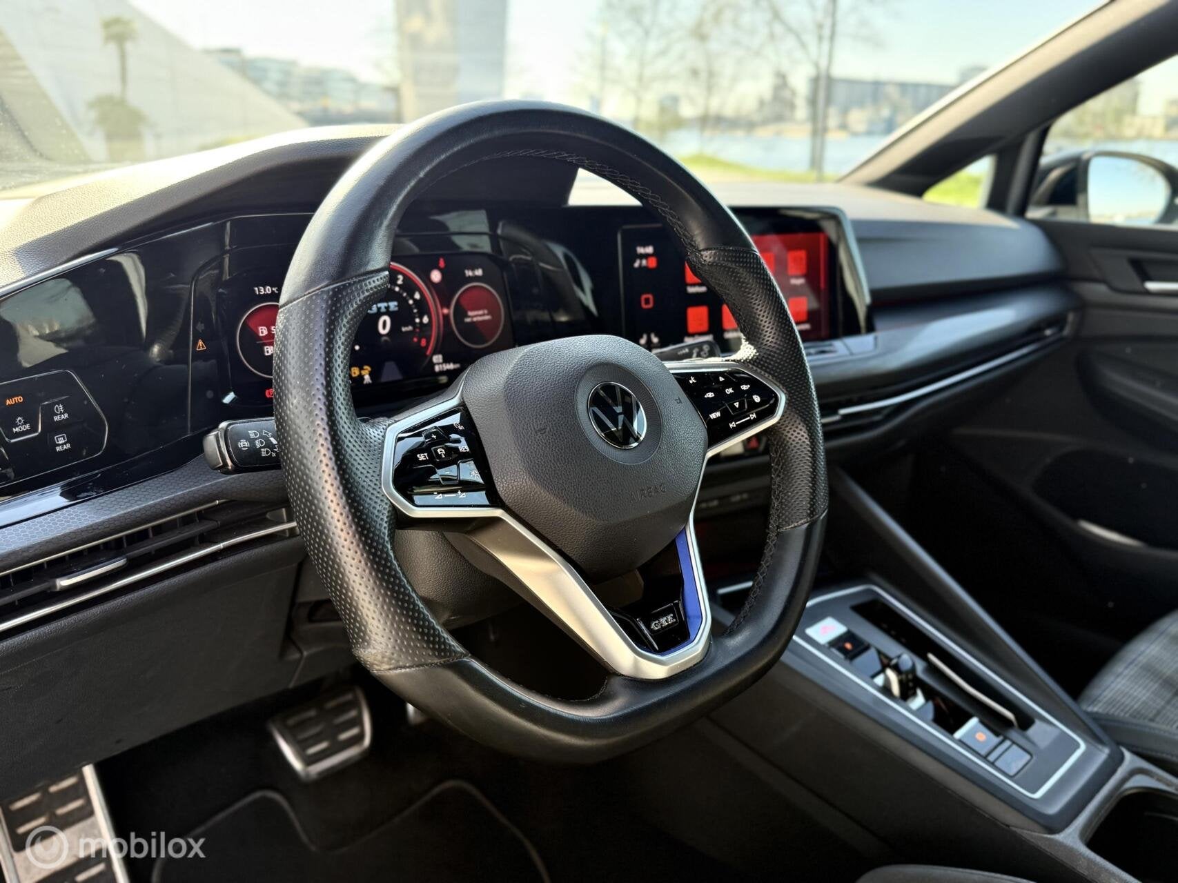 Volkswagen Golf 1.4 eHybrid GTE |Pano |19 INCH|ACC|Stuurverw, Auto's, Stof, Gebruikt, Euro 6, 4 cilinders