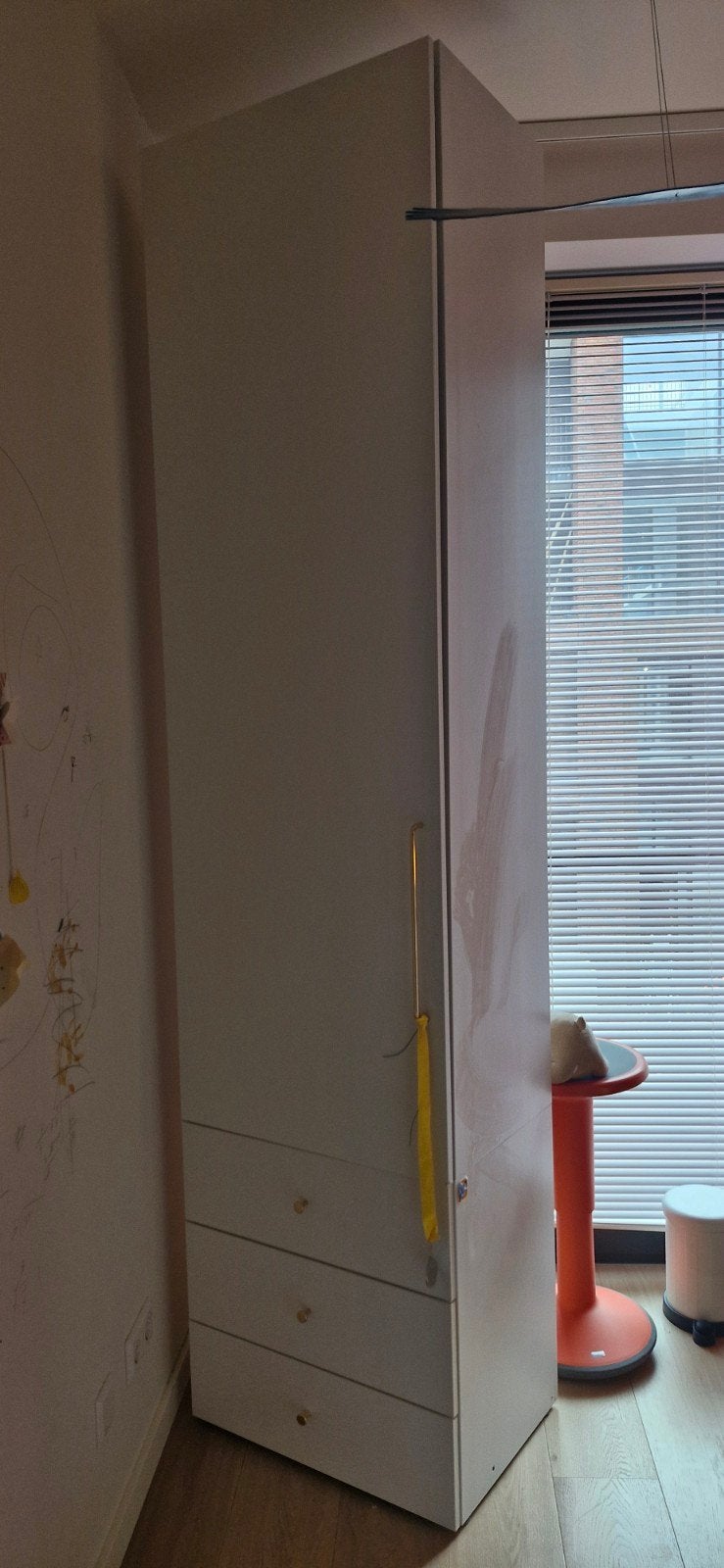 IKEA PLASTA kledingkast met lades en spiegel, Huis en Inrichting, Kasten | Kledingkasten, Gebruikt, 200 cm of meer, Minder dan 50 cm