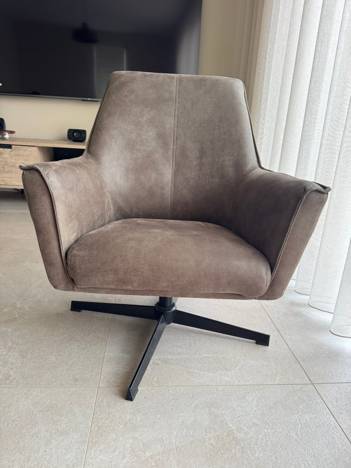 Draaibare fauteuil bruin/taupe, Ophalen, Zo goed als nieuw, 75 tot 100 cm, 50 tot 75 cm