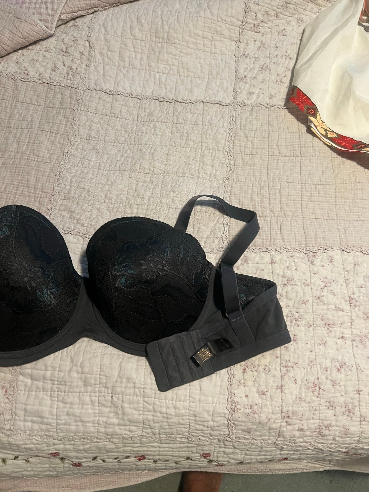 Prachtige zwarte BH met kant, maat 85E, Kleding | Dames, Ondergoed en Lingerie, Ophalen, Zwart, BH