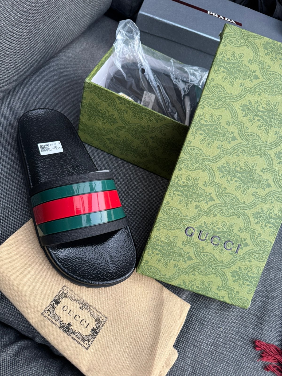 Gucci slippers, Kleding | Heren, Ophalen of Verzenden, Nieuw, Zwart