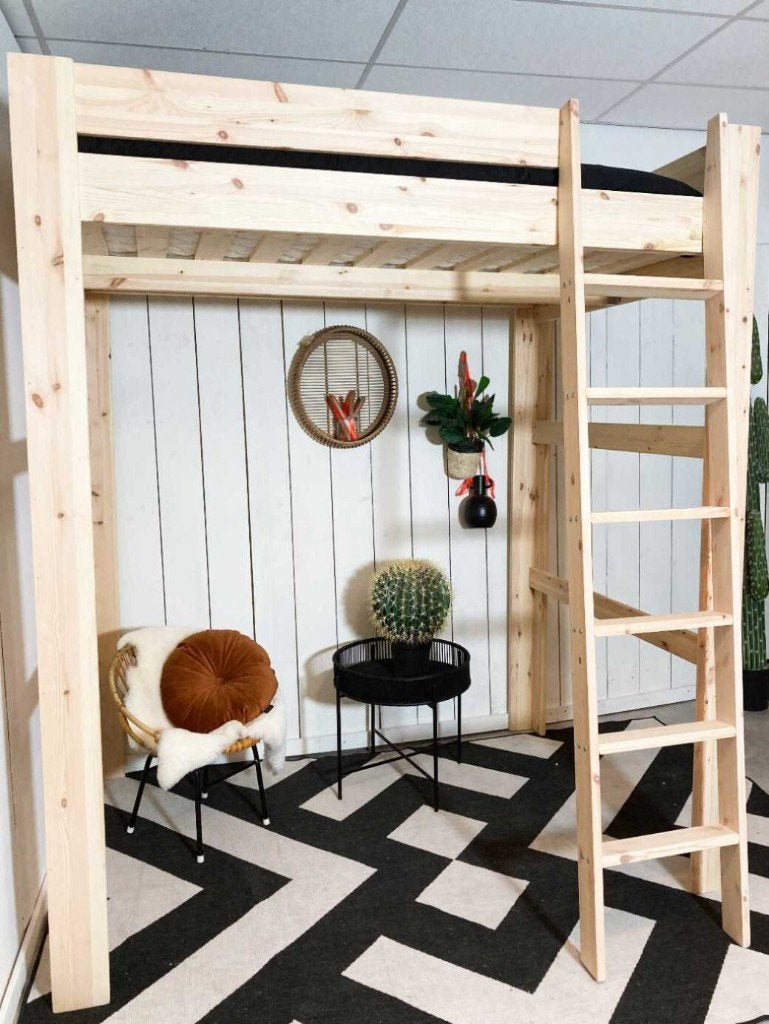 Hoogslaper met veel ruimte eronder – 200x200 cm, Huis en Inrichting, Slaapkamer | Stapelbedden en Hoogslapers, Ophalen, Gebruikt