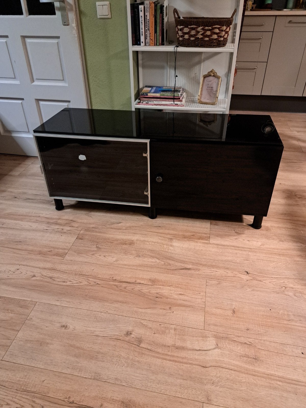 Mooie moderne kast voor ieder zijn huis!, Ophalen of Verzenden