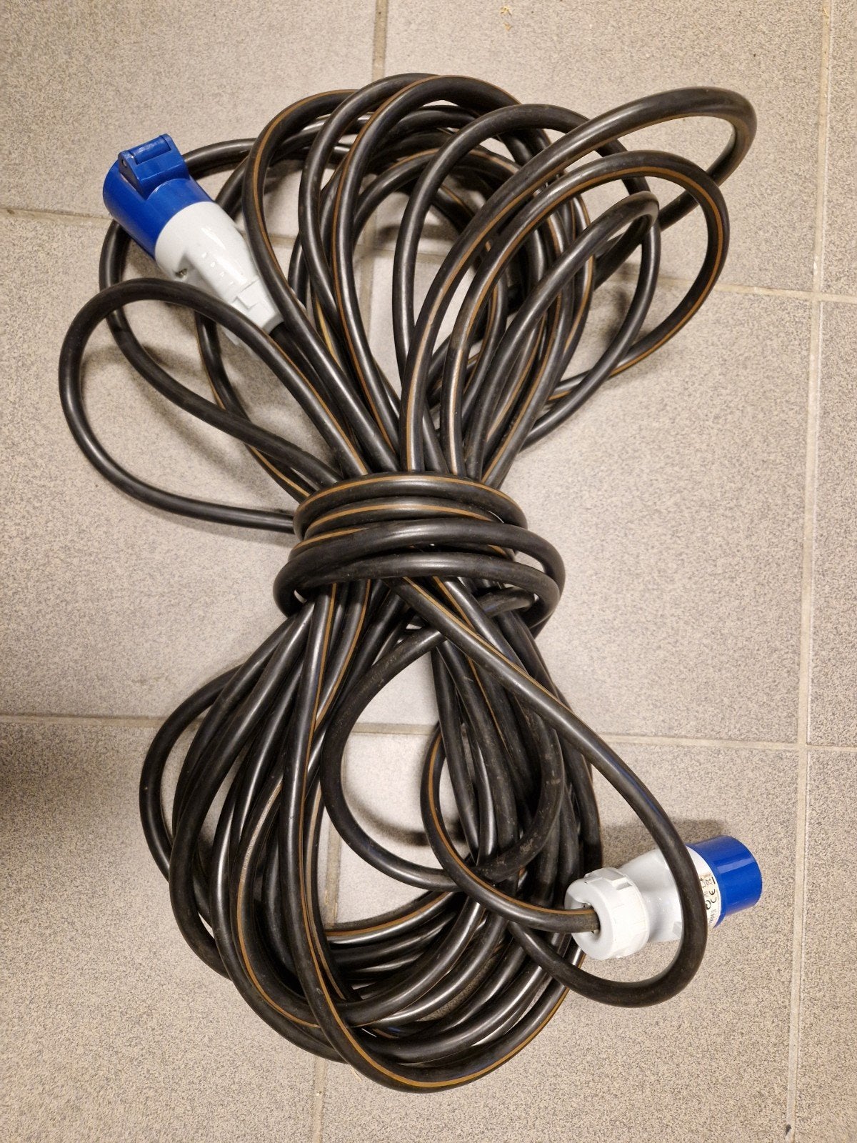 Camping Verlengsnoer CEE stekker - 230V - 16A, Ophalen