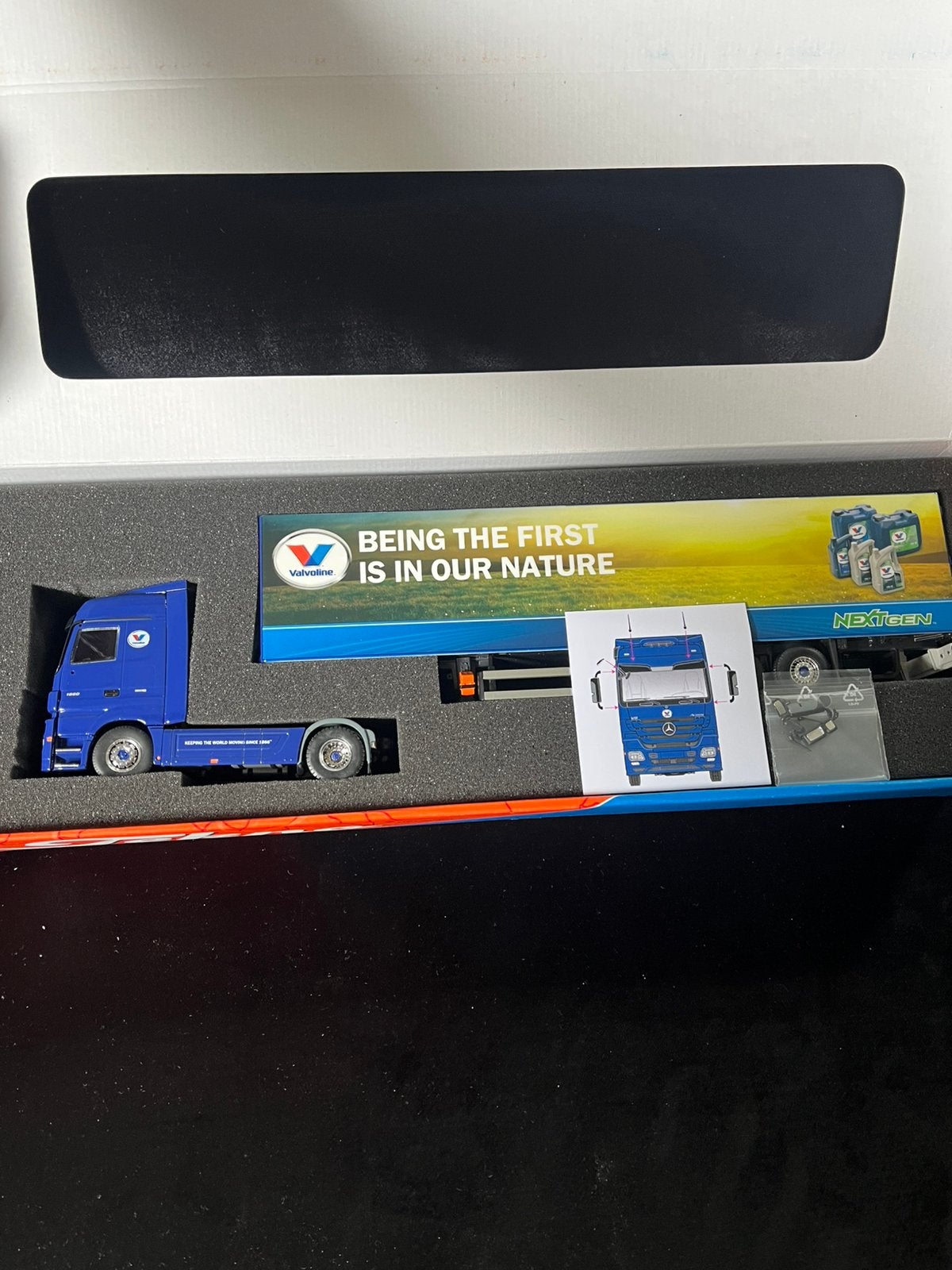 Mercedes Actros V8 met Trailer van Valvoline Olie!!, Ophalen of Verzenden, Nieuw, Bus of Vrachtwagen, Tekno