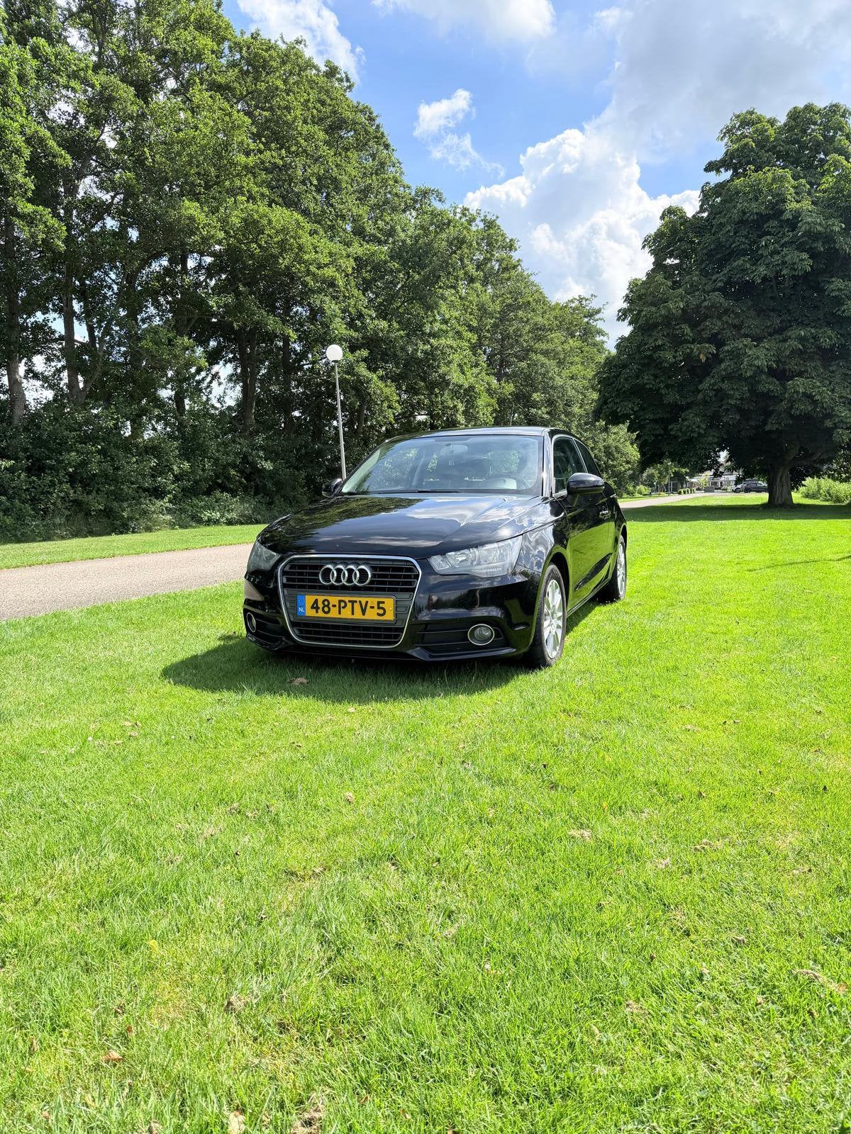 Audi A1 1.2 Tfsi net nieuwe apk!, Voorwielaandrijving, Stof, Zwart, 4 cilinders