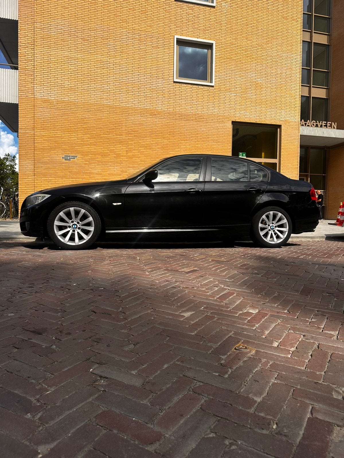 BMW 318i | 2010  | 2e eigenaar | CarPlay | Business line, Auto's, Achterwielaandrijving, Zwart, Overige bekleding, Zwart