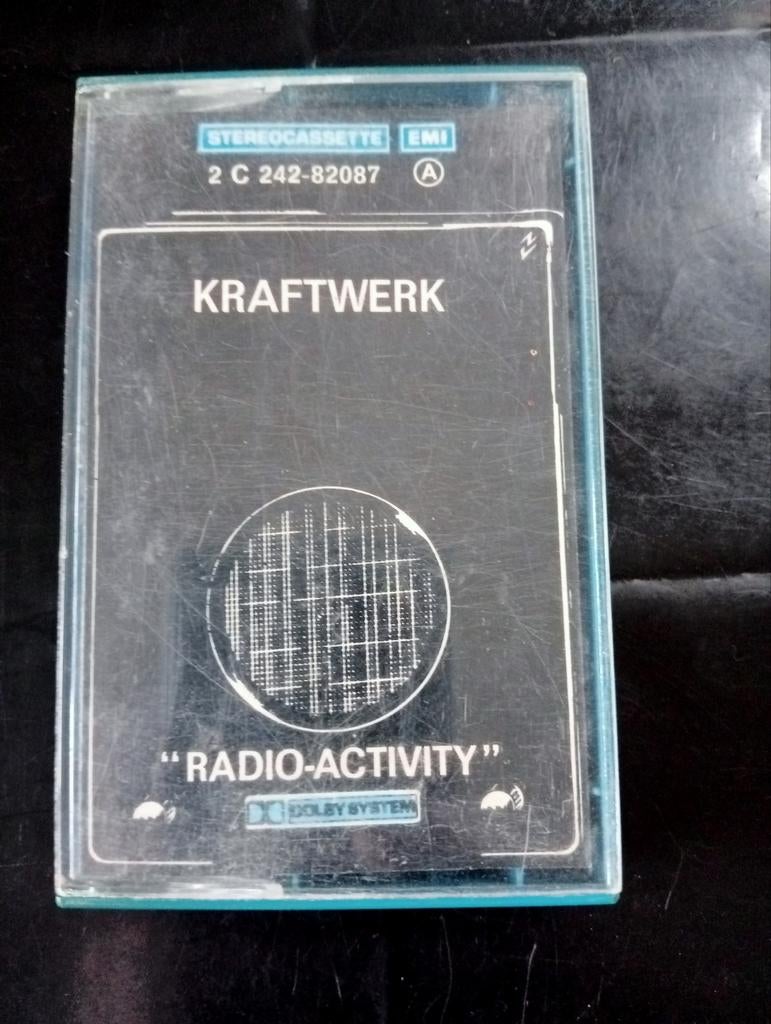 Kraftwerk - Radio-Activity cassettebandje, Cd's en Dvd's, Cassettebandjes, Gebruikt, 1 bandje, Ophalen of Verzenden, Origineel