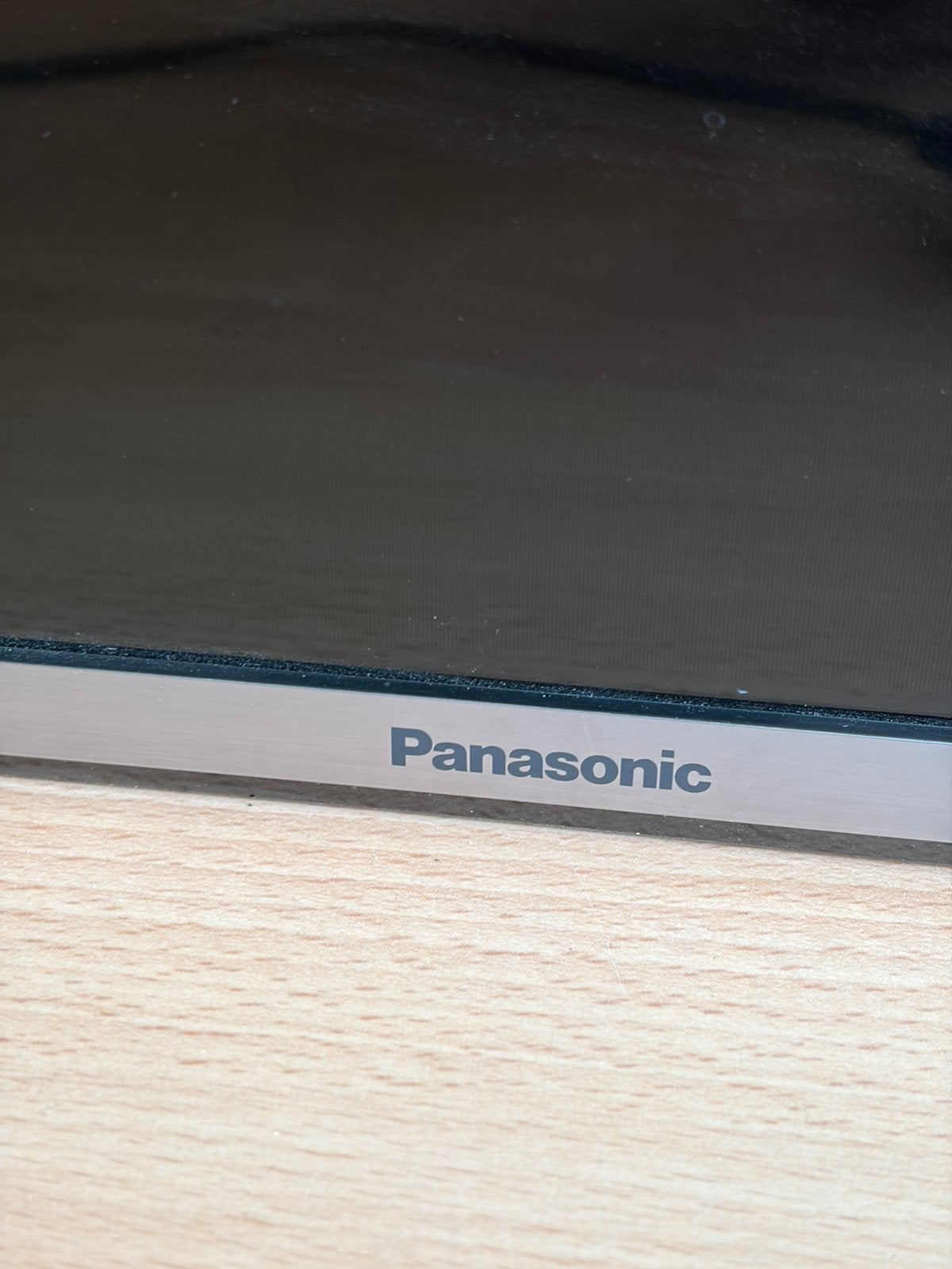 Panasonic tv zonder voet dus ophangen, Ophalen, Gebruikt