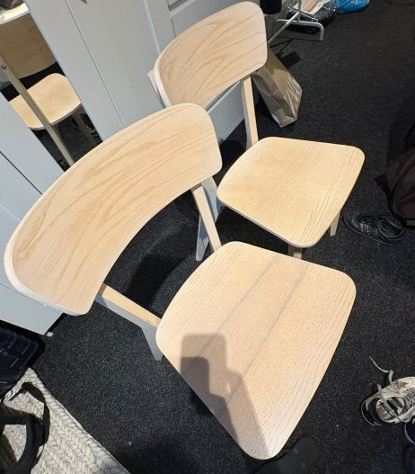 2x IKEA Lisabo Chairs stoelen, Ophalen, Twee, Bruin, Zo goed als nieuw